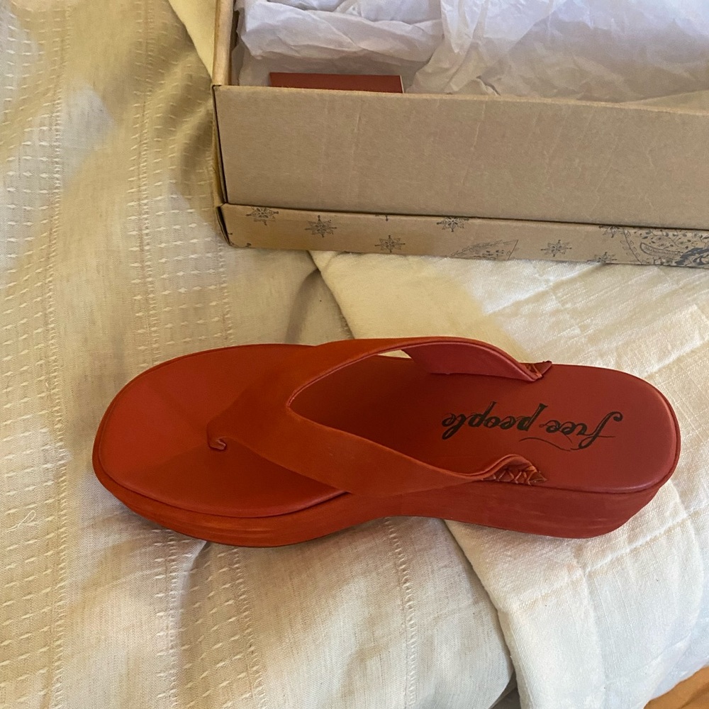 NEW Free People Haven Platform Sandals
